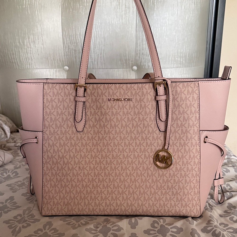 Michael Kors Blush Pink Signature Tote